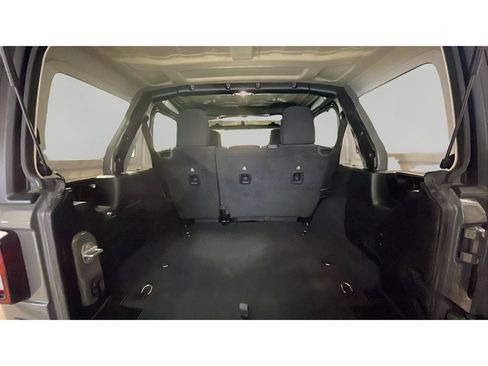 Used 2022 Jeep Wrangler Unlimited Sport AWD/4WD image 15