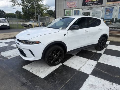 Used 2023 Dodge Hornet GT w/ GT Blacktop Package AWD/4WD image 2