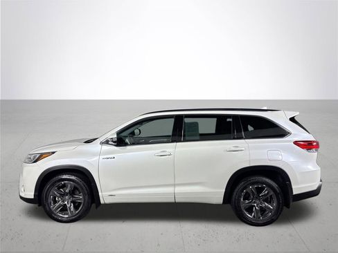 Used 2019 Toyota Highlander Limited Platinum image 9