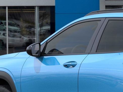 New 2026 Chevrolet Trax LT FWD image 12