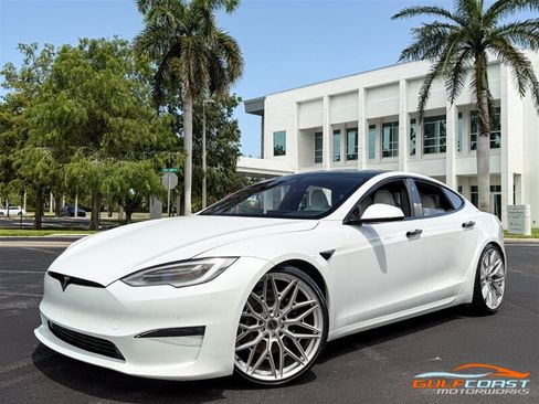 Used 2022 Tesla Model S Plaid AWD/4WD image 10