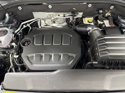 Used 2025 Volkswagen Atlas SEL image 35