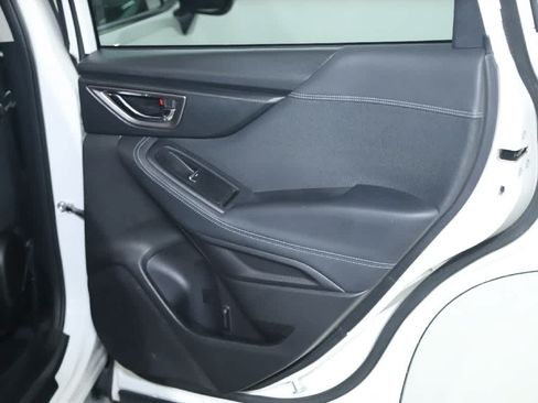 Used 2020 Subaru Forester Premium w/ Popular Package #1 AWD/4WD image 34