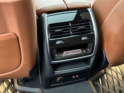 Certified 2024 BMW X7 M60i w/ Executive Package image 20