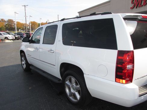 Used 2012 Chevrolet Suburban LTZ AWD/4WD image 40