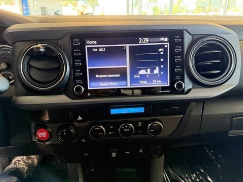 Used 2023 Toyota Tacoma TRD Off-Road AWD/4WD image 16