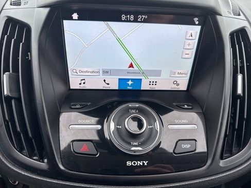 Used 2017 Ford Escape Titanium image 32