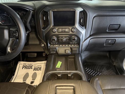 Used 2020 Chevrolet Silverado 2500 LTZ w/ LTZ Convenience Package AWD/4WD image 22