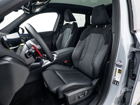 Used 2025 BMW X3 M50 AWD/4WD image 15