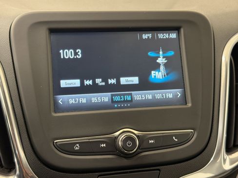 Used 2018 Chevrolet Equinox LS AWD/4WD image 23