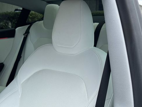 Used 2025 Tesla Model 3 Long Range RWD image 13