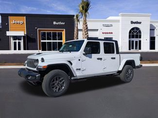 New 2026 Jeep Gladiator Sport video 2