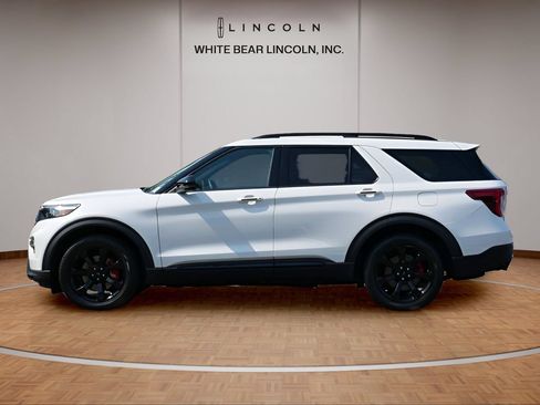 Used 2023 Ford Explorer ST w/ Equipment Group 401A AWD/4WD image 8