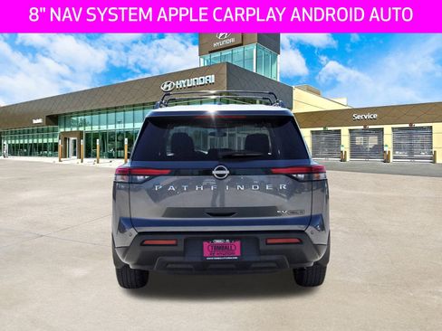 Used 2023 Nissan Pathfinder SV image 5