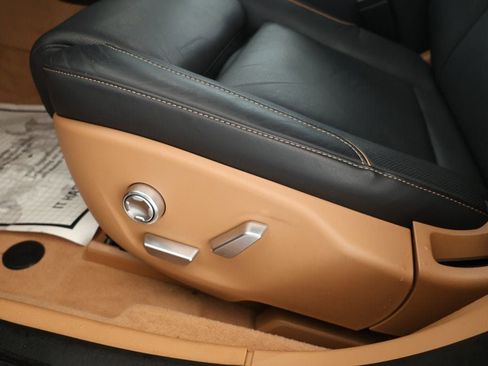 Used 2024 Lucid Air Touring image 9