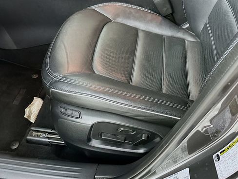 Used 2024 MAZDA CX-5 AWD 2.5 S w/ Preferred Package image 9