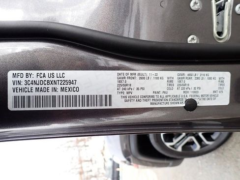 Used 2022 Jeep Compass Limited image 21