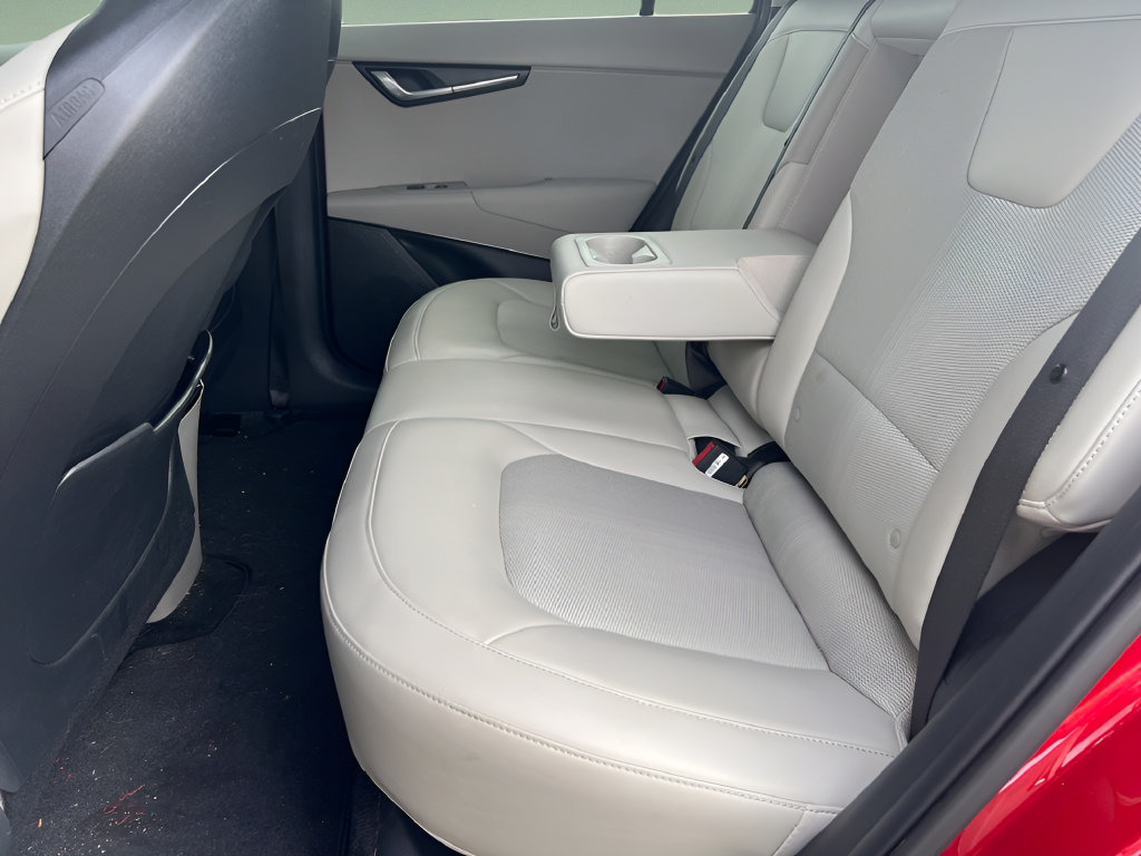 Used 2023 Kia Niro Wind w/ Wind Preserve Package FWD image 12