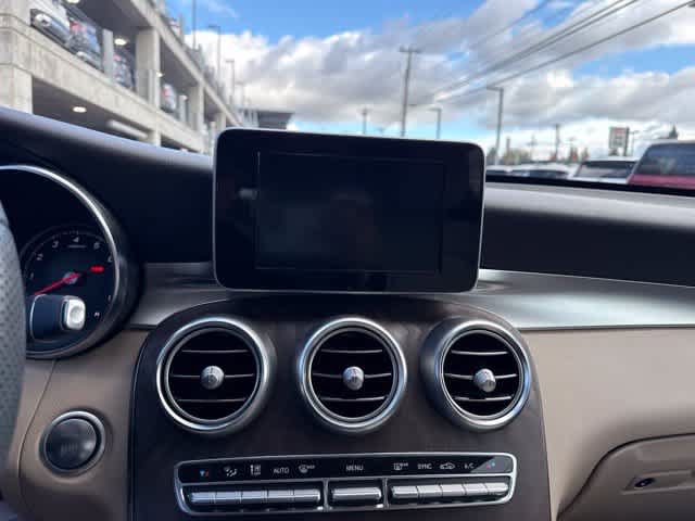 Used 2019 Mercedes-Benz GLC 300 4MATIC image 14
