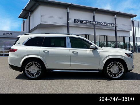 Certified 2024 Mercedes-Benz Maybach GLS 600 4MATIC image 2