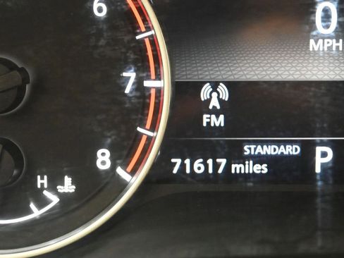 Used 2023 Nissan Rogue SV FWD image 37
