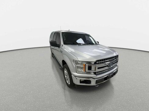 Used 2018 Ford F150 XLT w/ Equipment Group 302A Luxury image 3