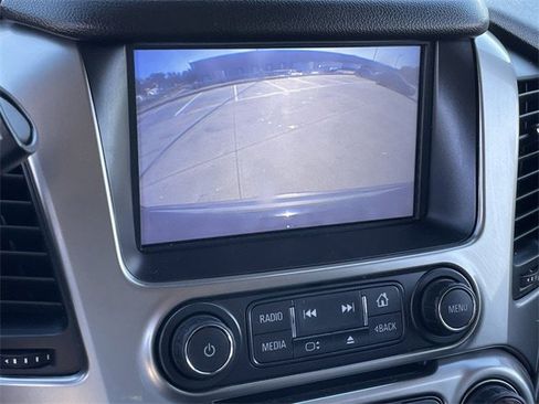 Used 2017 Chevrolet Tahoe LT w/ Luxury Package image 16