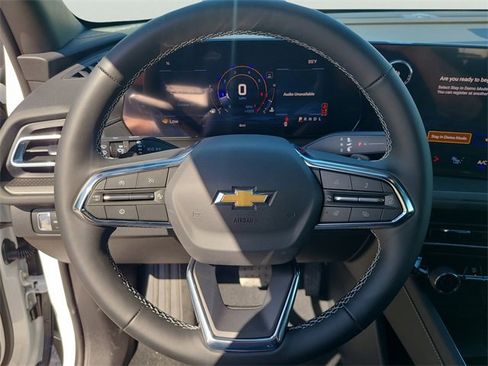 New 2026 Chevrolet Traverse LT image 27