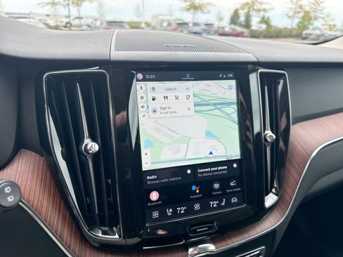 Used 2024 Volvo XC60 B5 Plus w/ Protection Package Premier image 20