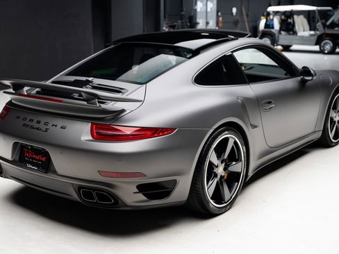Used 2014 Porsche 911 Turbo S AWD/4WD image 34