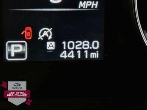 Used 2025 Subaru Outback Premium AWD/4WD image 12