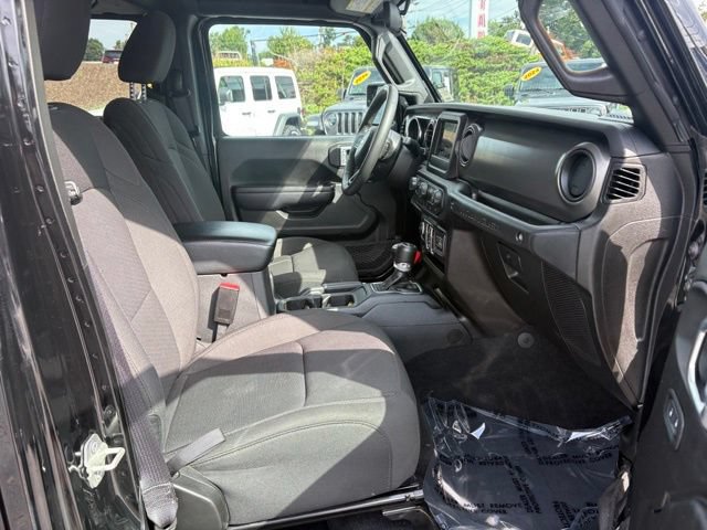 Used 2023 Jeep Wrangler Unlimited Sport AWD/4WD image 18