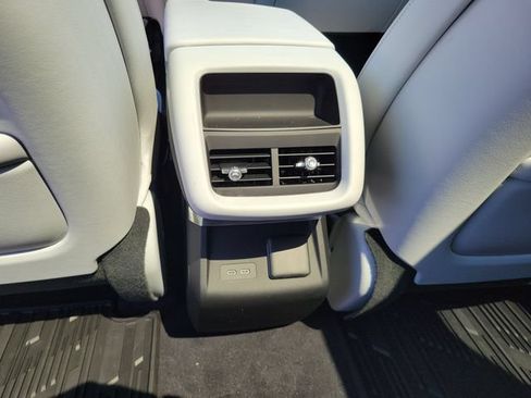 Certified 2024 Cadillac Lyriq Luxury AWD/4WD image 14