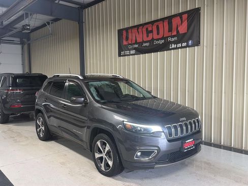 Used 2019 Jeep Cherokee Limited image 4