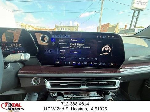 Used 2026 Chevrolet Traverse RS w/ LPO, Floor Liner Package AWD/4WD image 26