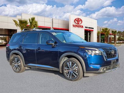 Used 2024 Nissan Pathfinder Platinum