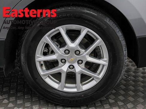 Used 2023 Chevrolet Equinox LT image 32