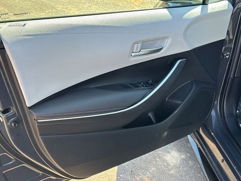 Used 2024 Toyota Corolla SE image 10