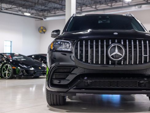 Used 2026 Mercedes-Benz GLS 63 AMG 4MATIC image 21