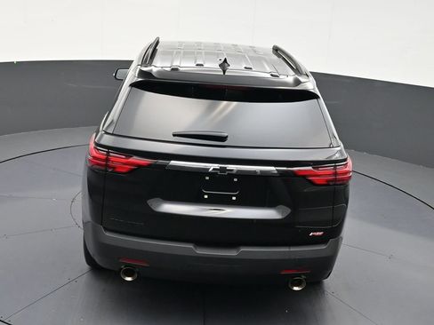 Used 2023 Chevrolet Traverse RS FWD image 16