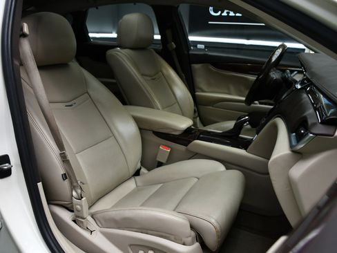 Used 2013 Cadillac XTS Premium w/ Driver Assist Package image 32