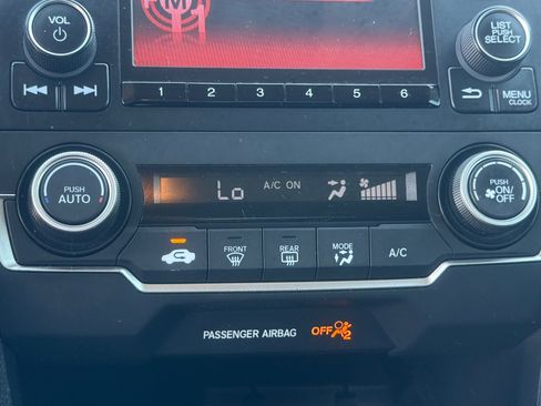 Used 2020 Honda Civic LX image 24