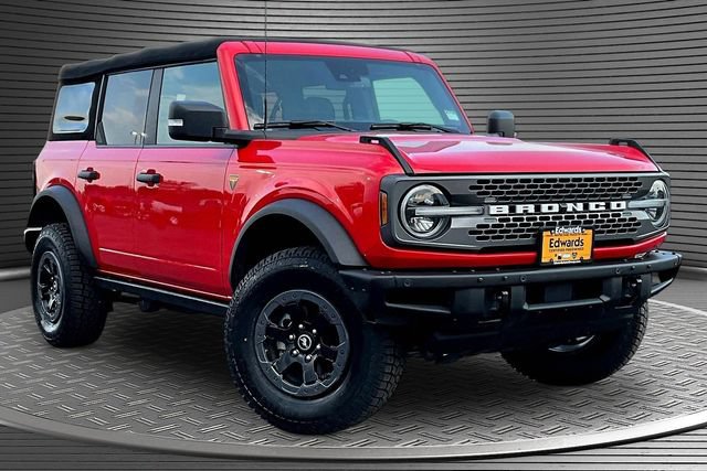 Used 2022 Ford Bronco Badlands AWD/4WD image 3