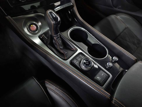 Used 2019 Nissan Maxima SR w/ Premium Package FWD image 30