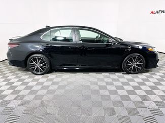 Used 2024 Toyota Camry SE video 2