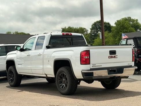 Used 2017 GMC Sierra 1500 SLE w/ SLE Value Package AWD/4WD image 33