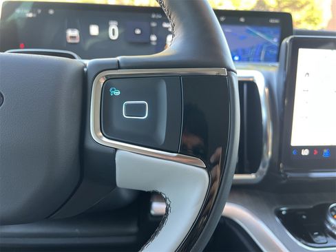 New 2025 Ford Expedition Max Platinum w/ Platinum Ultimate Package image 9