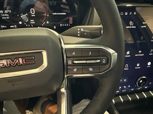 New 2026 GMC Terrain Elevation w/ Elevation Premium Package AWD/4WD image 30