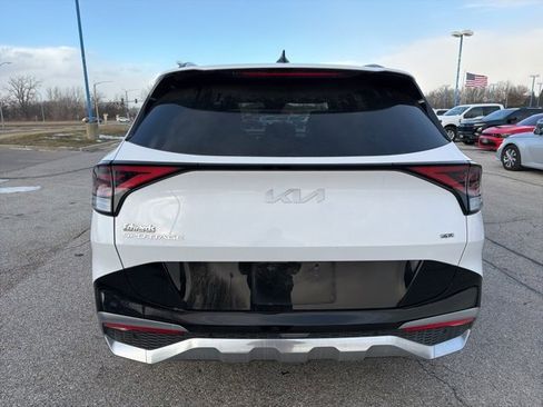 Used 2024 Kia Sportage SX image 5