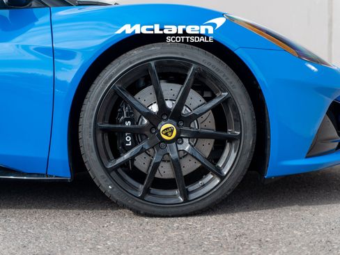 Used 2025 Lotus Emira RWD image 32